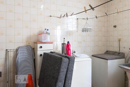 Casa para alugar com 380m², 5 quartos e 4 vagasLavanderia