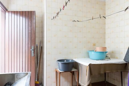 Casa para alugar com 380m², 5 quartos e 4 vagasLavanderia