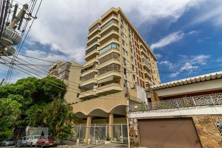 Apartamento para alugar com 65m², 2 quartos e 1 vagaFachada
