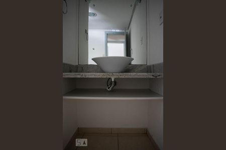 Apartamento à venda com 100m², 3 quartos e 1 vagaBanheiro Adaptado