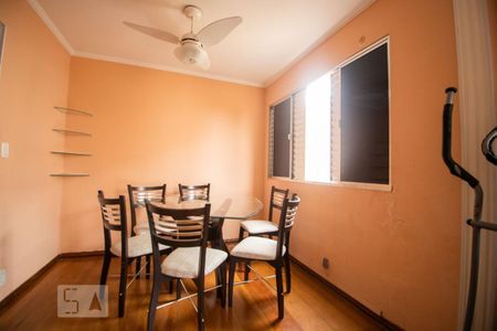 sala de apartamento à venda com 2 quartos, 72m² em Vila Santana, Campinas