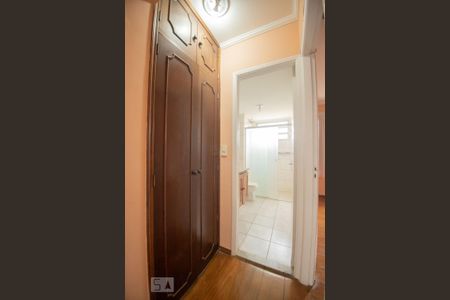 corredor de apartamento à venda com 2 quartos, 72m² em Vila Santana, Campinas