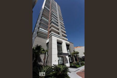 Studio à venda com 42m², 1 quarto e 1 vaga Studio à venda com 42m², 1 quarto e 1 vagaFachada