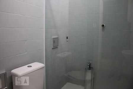 Banheiro de apartamento para alugar com 1 quarto, 56m² em Vila Gomes Cardim, São Paulo