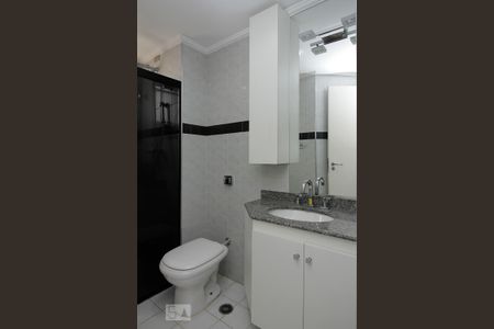 Apartamento à venda com 70m², 2 quartos e 2 vagas Apartamento à venda com 70m², 2 quartos e 2 vagasBanheiro 2