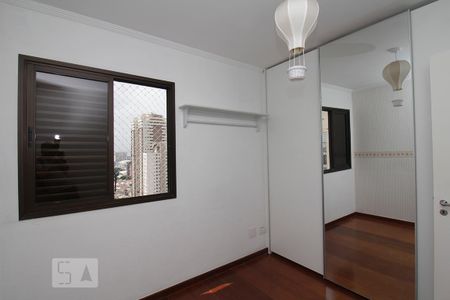 Apartamento à venda com 70m², 2 quartos e 2 vagas Apartamento à venda com 70m², 2 quartos e 2 vagasQuarto 2 - Armários