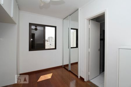 Quarto suíte de apartamento à venda com 2 quartos, 70m² em Vila Pompéia, São Paulo