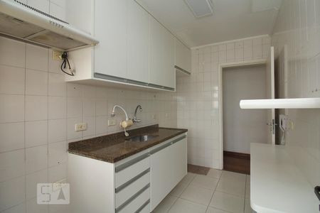 Apartamento à venda com 70m², 2 quartos e 2 vagas Apartamento à venda com 70m², 2 quartos e 2 vagasCozinha - Armários