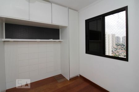 Apartamento à venda com 70m², 2 quartos e 2 vagas Apartamento à venda com 70m², 2 quartos e 2 vagasQuarto suíte - Armários