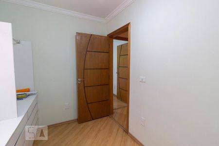 Quarto de casa para alugar com 3 quartos, 120m² em Jardim Santa Inês, São Paulo