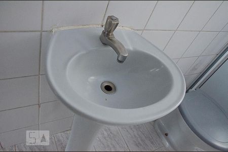 Casa para alugar com 70m², 2 quartos e sem vagaBanheiro