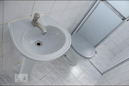 Casa para alugar com 70m², 2 quartos e sem vagaBanheiro