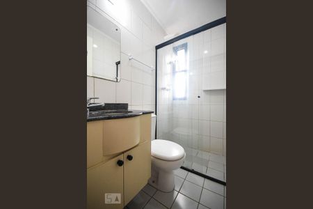 Apartamento para alugar com 67m², 2 quartos e 1 vaga Apartamento para alugar com 67m², 2 quartos e 1 vagaBanheiro suíte