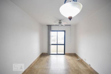 Sala de apartamento para alugar com 2 quartos, 67m² em Vila Sônia, São Paulo