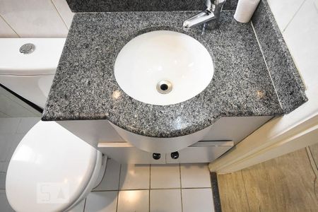 Apartamento para alugar com 67m², 2 quartos e 1 vaga Apartamento para alugar com 67m², 2 quartos e 1 vagaPia do banheiro
