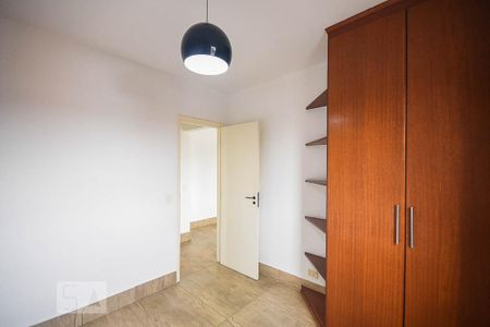 Quarto de apartamento para alugar com 2 quartos, 67m² em Vila Sônia, São Paulo