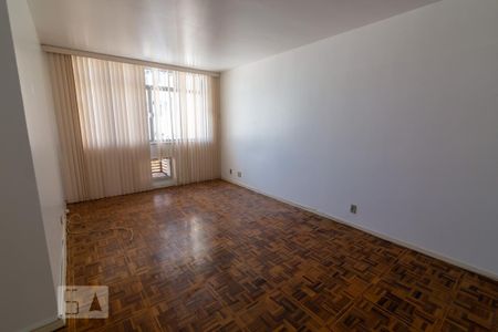 Sala de apartamento para alugar com 2 quartos, 75m² em Tijuca, Rio de Janeiro