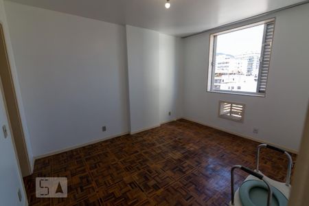 Apartamento para alugar com 75m², 2 quartos e 1 vaga Apartamento para alugar com 75m², 2 quartos e 1 vagaSuíte