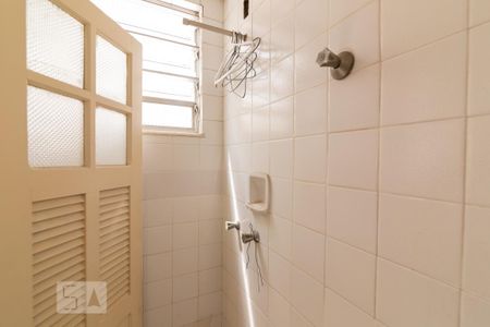 Apartamento para alugar com 75m², 2 quartos e 1 vaga Apartamento para alugar com 75m², 2 quartos e 1 vagaBanheiro de Serviço