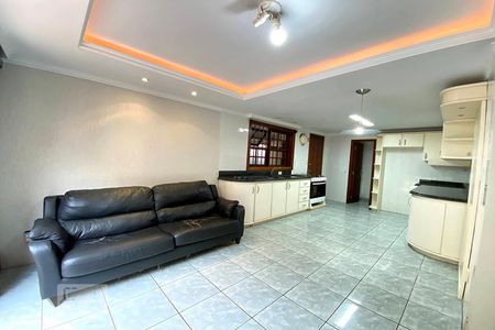 Casa à venda com 213m², 3 quartos e 2 vagasCozinha