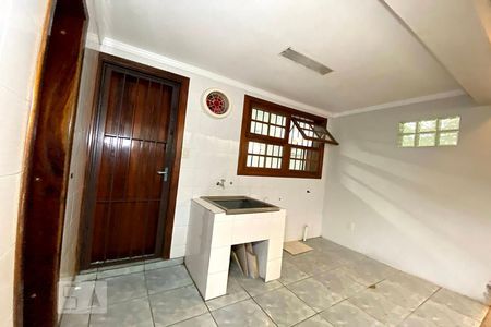 Casa à venda com 213m², 3 quartos e 2 vagasLavanderia