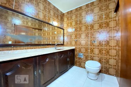 Casa à venda com 213m², 3 quartos e 2 vagasBanheiro 1 suíte