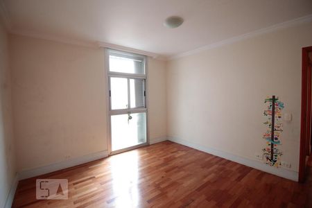 Apartamento à venda com 161m², 3 quartos e 1 vagaquarto