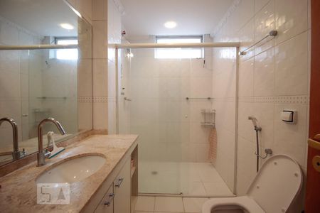 Apartamento à venda com 161m², 3 quartos e 1 vagabanheiro