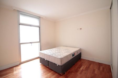 Apartamento à venda com 161m², 3 quartos e 1 vagaquarto 2