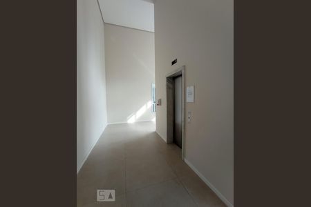 Apartamento para alugar com 128m², 3 quartos e 4 vagasHall