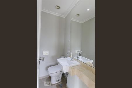 Lavabo de apartamento para alugar com 3 quartos, 128m² em Pinheiros, São Paulo
