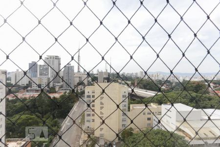 Apartamento para alugar com 128m², 3 quartos e 4 vagasVista