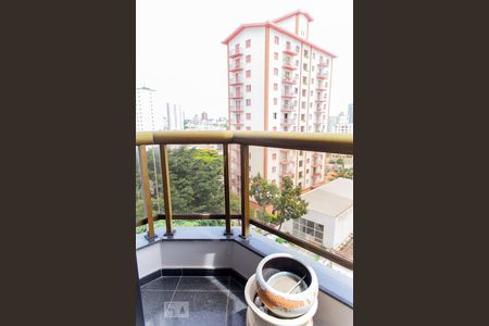 Apartamento à venda com 194m², 4 quartos e 3 vagasVaranda da Suíte 2