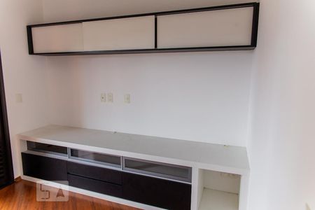 Apartamento à venda com 194m², 4 quartos e 3 vagasArmário