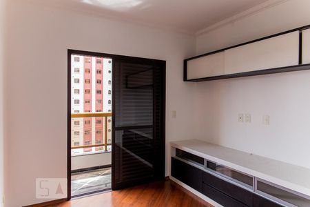 Apartamento à venda com 194m², 4 quartos e 3 vagasQuarto