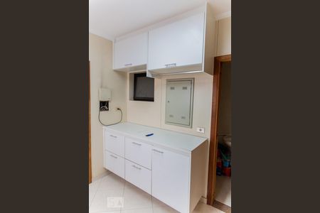 Apartamento à venda com 194m², 4 quartos e 3 vagasArmário