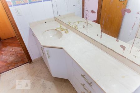 Apartamento à venda com 194m², 4 quartos e 3 vagasPia