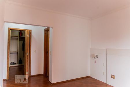 Apartamento à venda com 194m², 4 quartos e 3 vagasSuíte 2