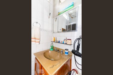 Casa à venda com 230m², 6 quartos e 1 vagaBanheiro - Casa 1