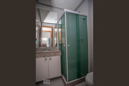 Apartamento à venda com 93m², 2 quartos e 2 vagasBanheiro Social