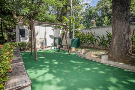 Apartamento à venda com 93m², 2 quartos e 2 vagasÁrea Comum - Playground