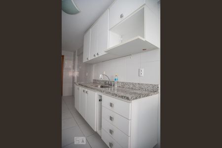 Apartamento à venda com 93m², 2 quartos e 2 vagasCozinha