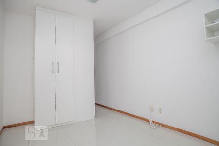 Apartamento à venda com 93m², 2 quartos e 2 vagasSuíte