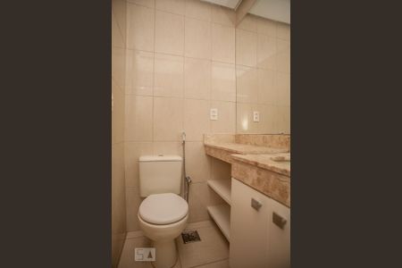 Apartamento à venda com 93m², 2 quartos e 2 vagasBanheiro da Suíte