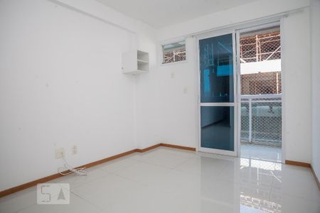 Apartamento à venda com 93m², 2 quartos e 2 vagasSuíte