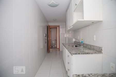 Apartamento à venda com 93m², 2 quartos e 2 vagasCozinha