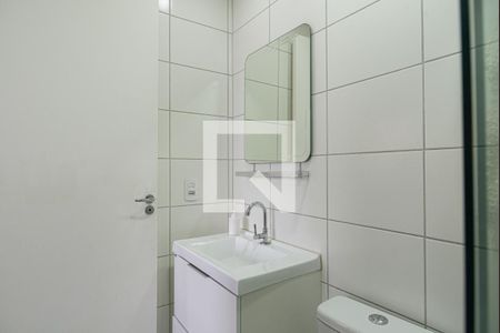 Banheiro de kitnet/studio para alugar com 1 quarto, 26m² em Bela Vista, São Paulo