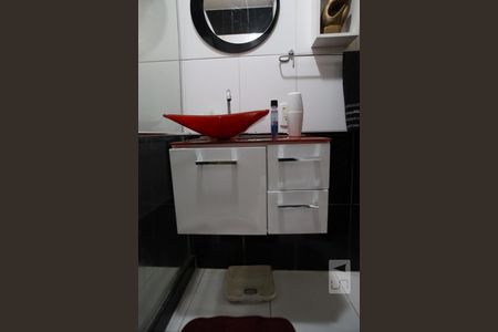 Apartamento à venda com 70m², 2 quartos e 1 vagaBanheiro Social