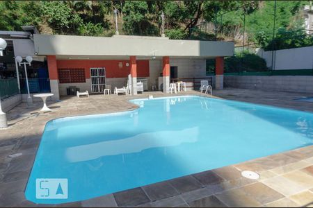 Apartamento à venda com 70m², 2 quartos e 1 vagaÁrea comum - Piscina