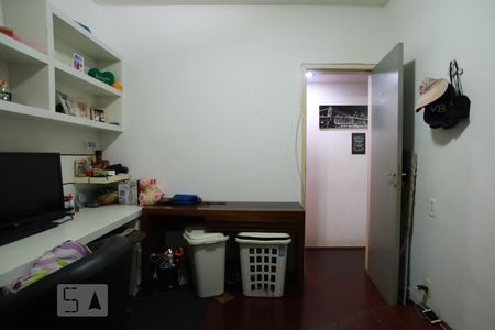 Quarto 1 de apartamento à venda com 2 quartos, 70m² em Tijuca, Rio de Janeiro